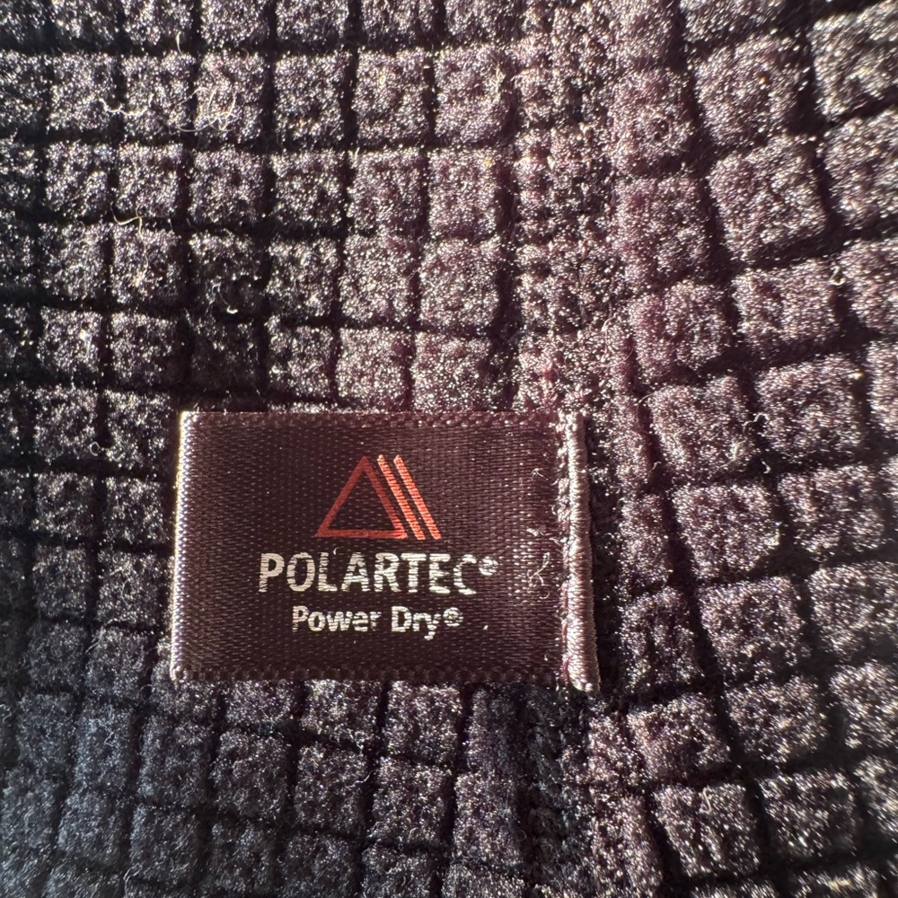 Patagonia Women's Black R1 Full Zipper Jacket - Picture 6 of 8
